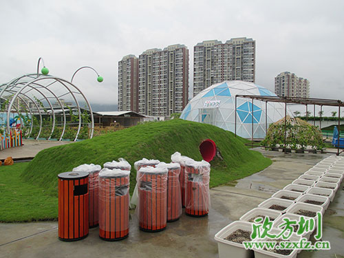 欣方圳鋼木垃圾桶，園林景區(qū)環(huán)境提升的好助手